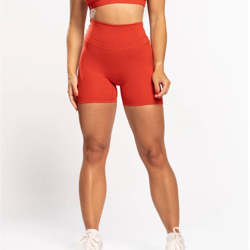 P’tula BARE II Contour Short: 4"